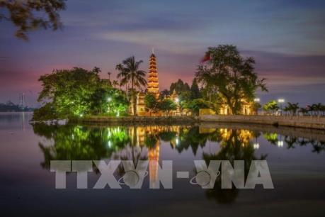 Chùa Trấn Quốc lọt top 10 chùa đẹp nhất thế giới