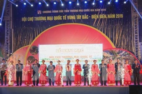 Khai mạc Hội chợ Thương mại quốc tế vùng Tây Bắc – Điện Biên