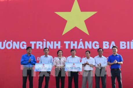 Đoàn thanh niên TTXVN tổ chức chương trình “Tháng 3 hướng về biển, đảo”