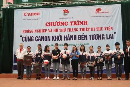 Canon Việt Nam hướng nghiệp cho học sinh THPT 5 tỉnh miền Bắc