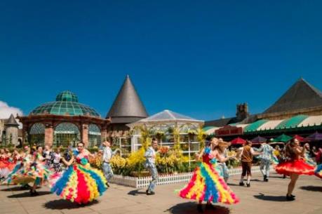 Tạo đà phát triển du lịch nhìn từ “hiện tượng” Bà Nà Hills