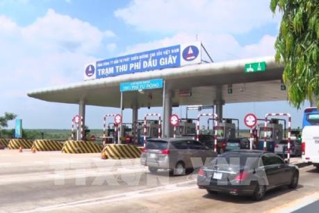 Trao trả hơn 1,7 tỷ đồng bị cướp tại trạm thu phí Dầu Giây