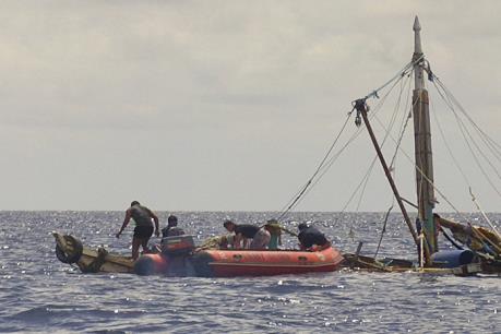 Hy hữu ba con tin liều mình trốn khỏi phiến quân Abu Sayyaf