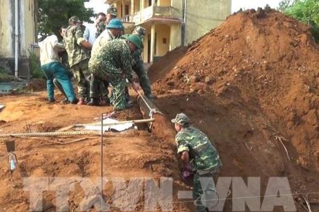 Quảng Trị xử lý an toàn quả bom nặng 240kg trong trường học
