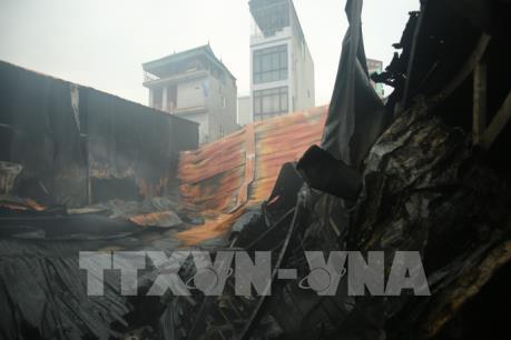 Cháy lớn nghiêm trọng tại phường Trung Văn, quận Nam Từ Liêm làm 8 người chết và mất tích