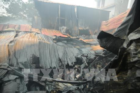 Khu nhà xưởng bị cháy tại Trung Văn xây trên đất lấn chiếm