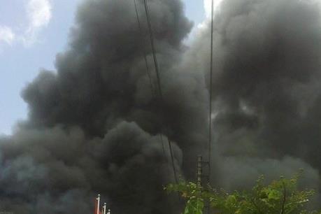 Xảy ra cháy tại Khu công nghiệp Đình Trám (Bắc Giang)