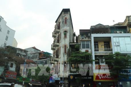 Khi nào Hà Nội mới hết nhà "siêu mỏng, siêu méo"?