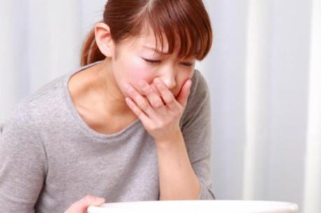 Làm rõ vụ 14 du khách Lào nhập viện nghi ngộ độc thực phẩm