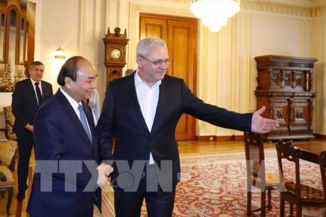 Thủ tướng Nguyễn Xuân Phúc kết thúc chuyến thăm chính thức Romania