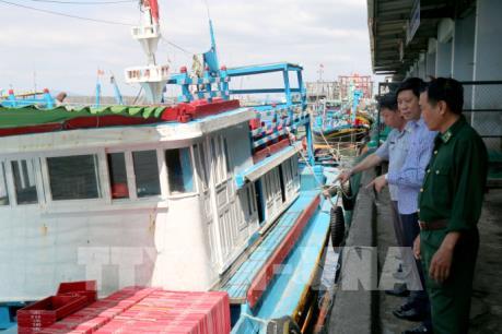 Ngăn tàu cá khai thác bất hợp pháp