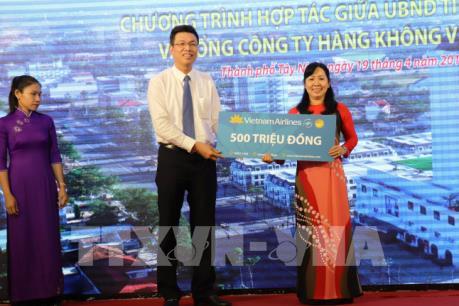 Trái cây Tây Ninh phục vụ trên các chuyến bay của Vietnam Airlines