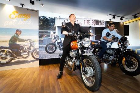Royal Enfield ra mắt “cặp song sinh” mô tô 650 TWINS tại Hà Nội