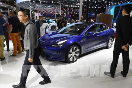 Tesla ra mắt chip cải tiến cho xe tự lái