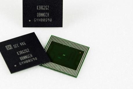 Giá bán DRAM giảm hơn 35%