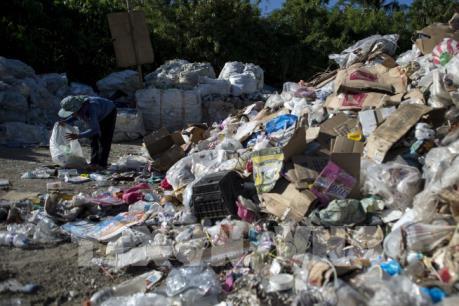 Philippines dọa sẽ chuyển trả Canada hàng tấn rác thải