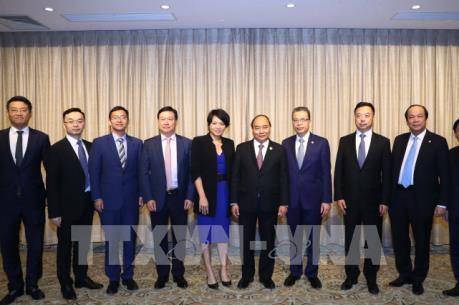 Thủ tướng đối thoại với các doanh nghiệp hàng đầu Trung Quốc