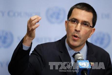 Venezuela kiện các ngân hàng đóng băng tài sản của nước này