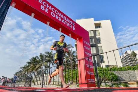 Techcombank Ironman 70.3 hút gần 1.000 người Việt tham gia