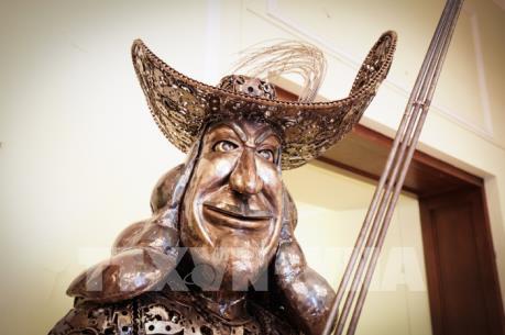 Độc đáo bộ sưu tập tác phẩm điêu khắc từ phế thải kim loại