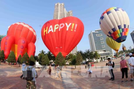 Hàng trăm nghìn du khách đến Đà Nẵng dịp nghỉ lễ