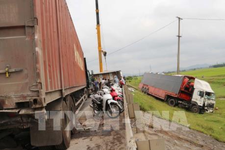  Trong 5 ngày nghỉ lễ cả nước có 137 vụ tai nạn giao thông, 96 người thiệt mạng