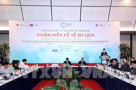 Hạ tầng hàng không kém gây khó cho phát triển du lịch