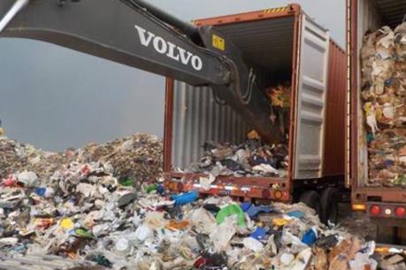 Canada đề xuất thu hồi container rác thải từ Philippines
