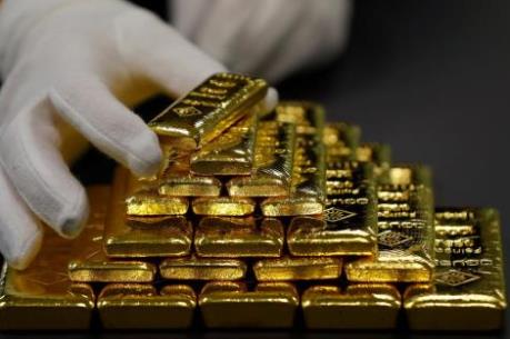 Giá vàng thế giới chạm mức thấp nhất trong hơn bốn tháng