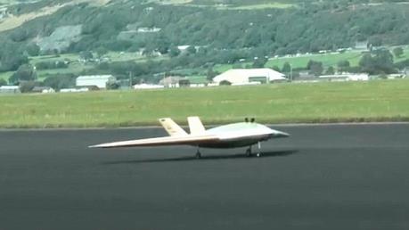 Thử nghiệm thành công máy bay không người lái siêu âm