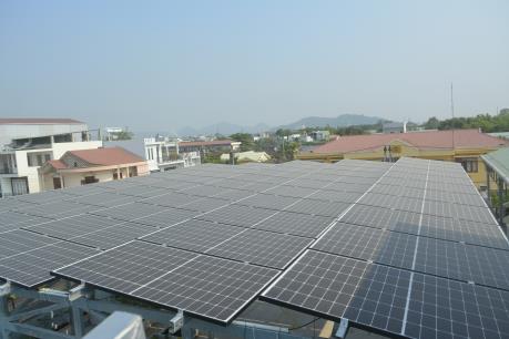 Bình Định hoàn thành lắp đặt hệ thống điện mặt trời áp mái giai đoạn 2