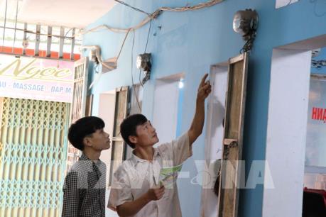 PGS.TS Ngô Trí Long: Nên xem xét, xây dựng lại biểu giá điện