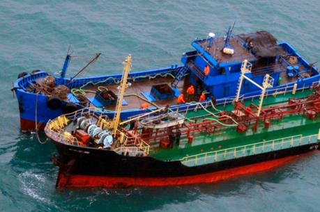 Trung Quốc triệt phá đường dây buôn lậu dầu mỏ