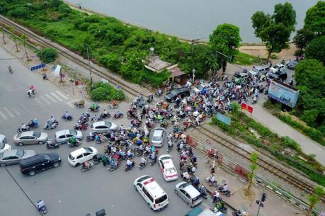 Phân luồng lại nút giao thông Giải Phóng - Hoàng Liệt