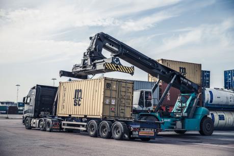 Chiếc xe tải điện đầu tiên chính thức được vận hành