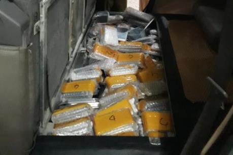 Lạng Sơn thu giữ gần 600 điện thoại iPhone nhập lậu