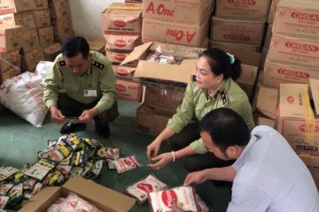 Phát hiện trên 1.400kg bột ngọt, hạt nêm giả mạo nhãn hiệu hàng hoá 