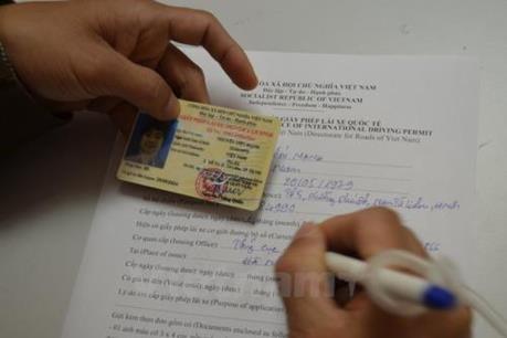 Kiểm tra thông tin trường hợp “có giấy phép lái xe nhưng không biết chữ”