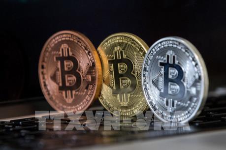 Đồng bitcoin vượt 7.000 USD