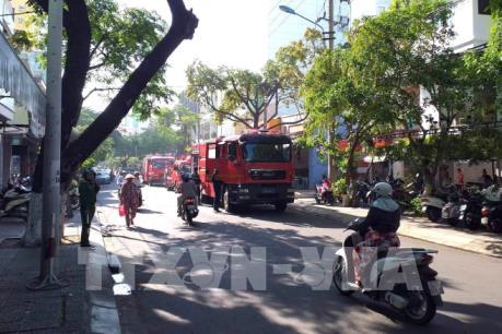 Giải cứu cụ ông bị liệt thoát khỏi đám cháy