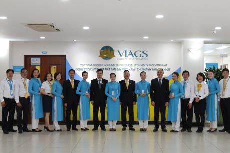 VIAGS nhận 3 giải thưởng từ Japan Airlines và Malaysia Airlines