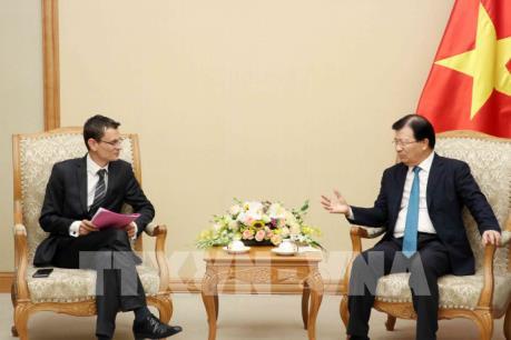 Việt Nam khuyến khích mở rộng hợp tác hàng không với Pháp