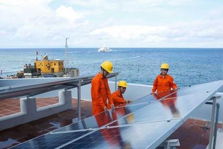 EVN đảm bảo cung cấp điện liên tục tại các điểm đảo Trường Sa