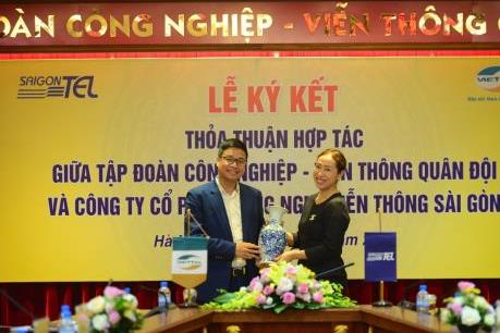 Saigontel và Viettel hợp tác xây dựng khu công nghiệp và đô thị thông minh