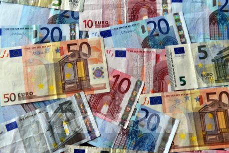 Khoảng 1.300 tỷ euro sẽ chuyển từ London sang Eurozone do Brexit