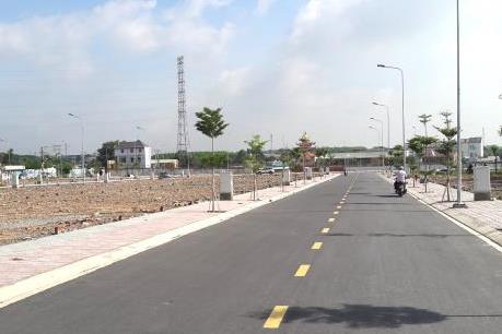 Trao chứng nhận quyền sử dụng đất cho khách hàng tại dự án Phú Hồng Khang và Phú Hồng Đạt