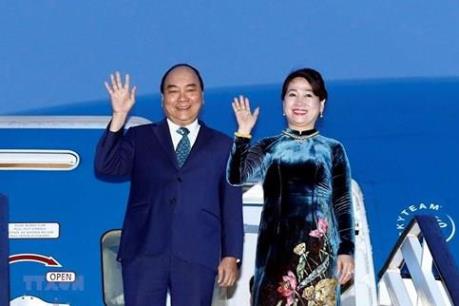 Thủ tướng lên đường tham dự Hội nghị Cấp cao ASEAN lần thứ 35 và các Hội nghị liên quan