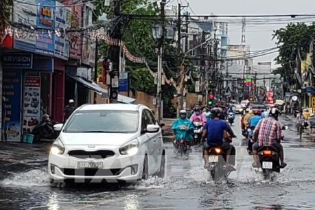 Những lưu ý khi tham gia giao thông mùa mưa