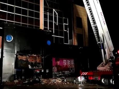 Trung Quốc: Sập mái hộp đêm làm gần 80 người thương vong