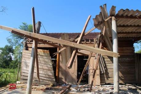 Lốc xoáy gây nhiều thiệt hại ở Hương Khê, Hà Tĩnh